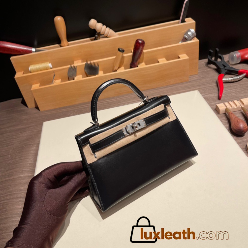 Hermes kelly20 New stock box 89/ Black (Noir) Silver Hardware Full Handmade kellymini-008