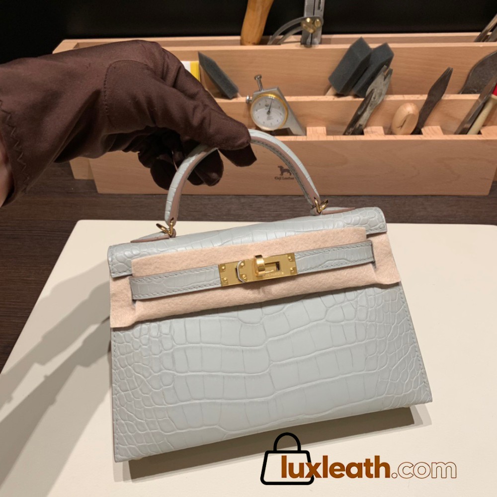 Hermes kelly20 Alligateor crocodile 89/ Black (Noir) Gold Hardware Full Handmade kellymini-107