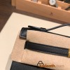  89/ Black (Noir) Gold Hardware kelly pochette  swift 