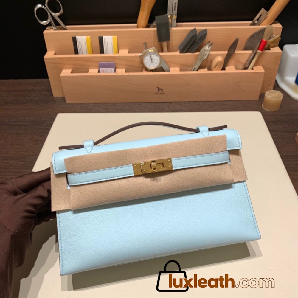  7R /Azur Gold Hardware kelly pochette  swift 