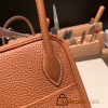 Hermes Lindy 26cm Clemence 37 /Gold Gold Hardware lindy26-009