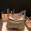 Hermes Lindy 26cm Clemence 18 /Étoupe Grey Gold Hardware lindy26-010