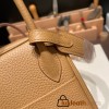 Hermes Lindy 26cm Clemence 4B /Biscuit Gold Hardware lindy26-014