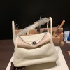 Hermes Lindy 26cm Clemence 10 /Craie Silver Hardware lindy26-037