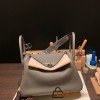 Hermes stock 30cm Lindy Clemence 8F /Etain Silver Hardware