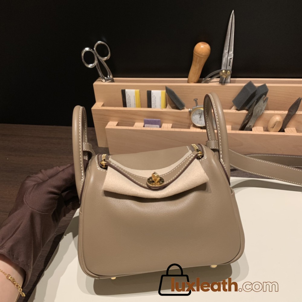 Hermes Mini Lindy 8C /Elephant Grey Gold Hardware 026