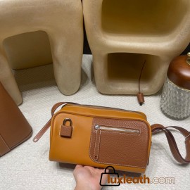  Nouveau on body  37 Gold   