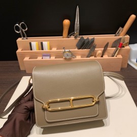 Hermès Roulis 19cm Evercolor 18/Étoupe Grey (Étoupe) Gold Hardware Roulis-037 Fully Hand-Stitched