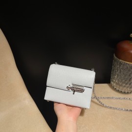 Hermès Verrou Mini 17cm Chevre Mysore T0/Blue Brume verrou17-096 Fully Hand-Stitched