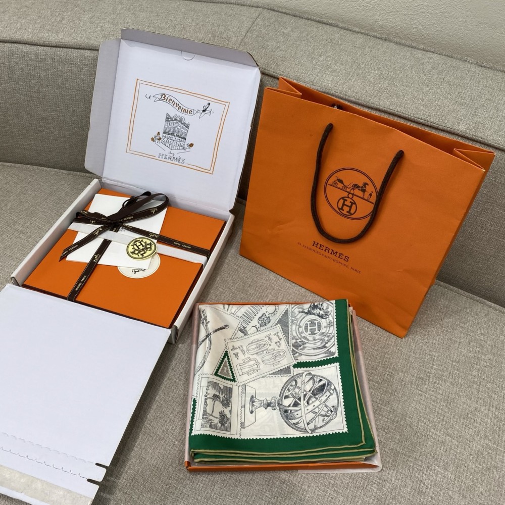 Hermes Phoo Boo Stamp Collector 90 Scarf