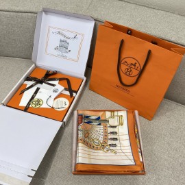 Hermes World on the Saddle 90 Scarf
