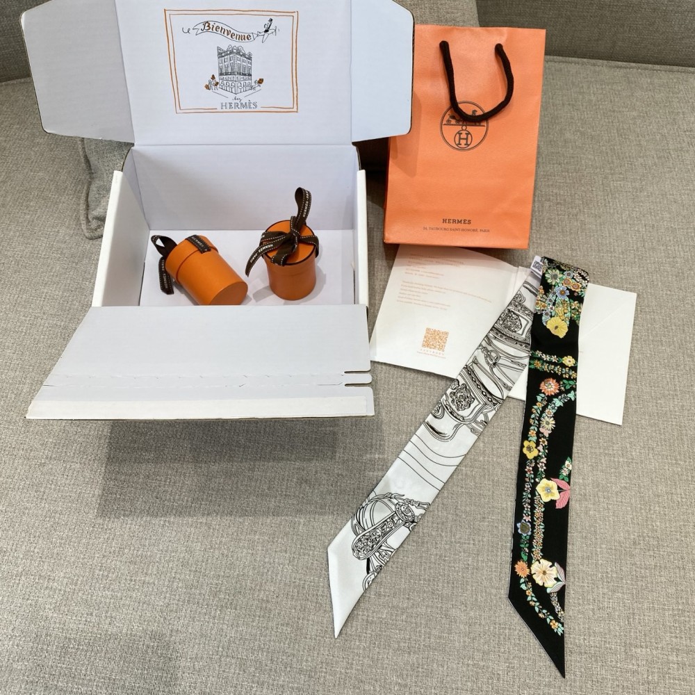 Hermes Gorgeous Rein Flower Version Twilly Small Scarf