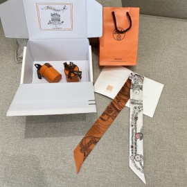 Hermes Gorgeous Rein Flower Version Twilly Small Scarf