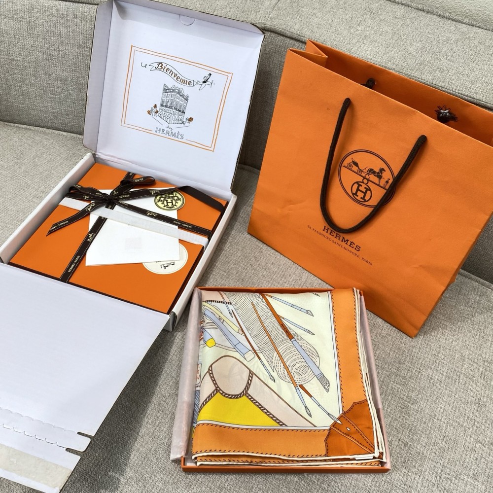 Hermes Hand Luggage 90 Scarf